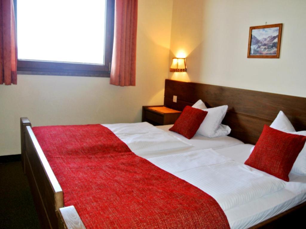 Hotel Baumgartnerhof Finkenstein am Faaker See Dış mekan fotoğraf